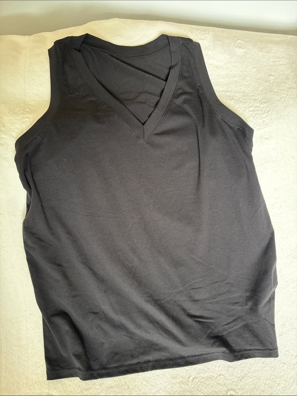 Amazon Essentials Black V-Neck Women's Tank Top
